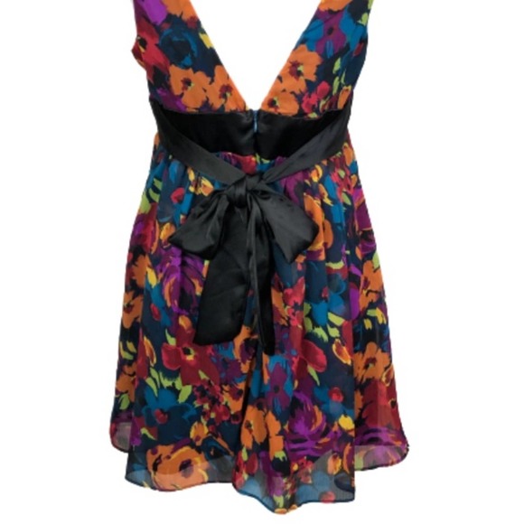 Twenty One  Deep V neck Multi color Floral Party Dress Size… - Picture 9 of 13